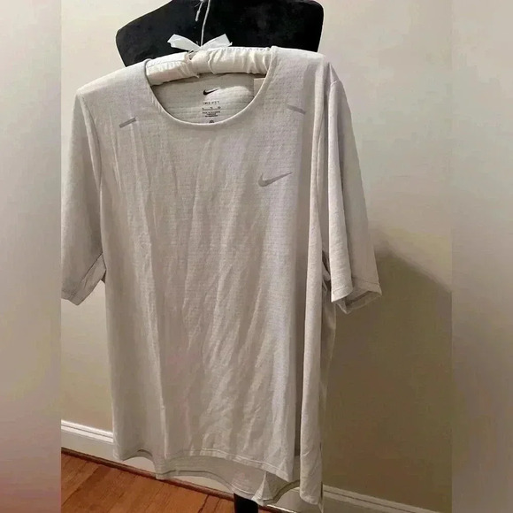 Nike Other - MENS NIKE RUNNING SHIRT NWT